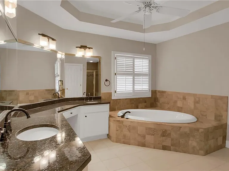 312 Declaire Way NE — Photo 29
