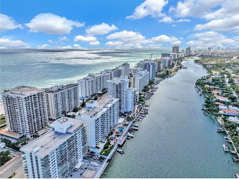 5700 Collins Ave #3H — Photo 4
