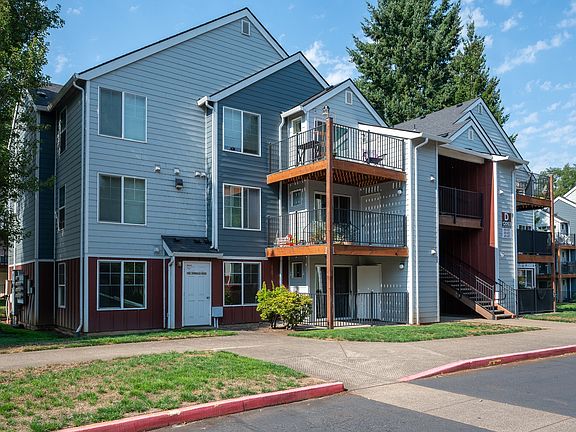 2nd image of 11999 SW Tualatin Rd #331