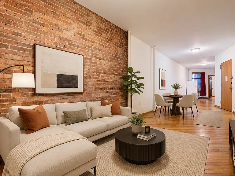 858 10th Ave #4N — Photo 4