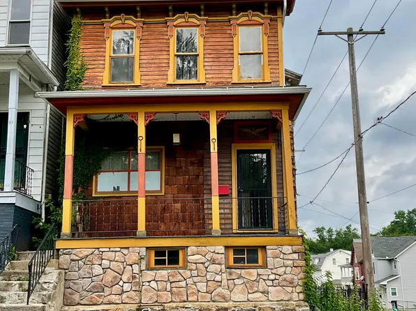 1100 17th Ave, Altoona, PA 16601