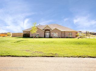 19201 Saginaw Dr, Canyon, TX 79015