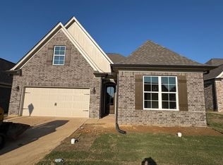 919 Coahoma Ct, Nesbit, MS 38651