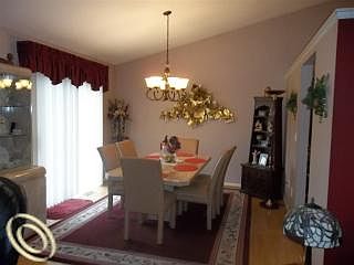 4th image of 52614 Winsome Ln