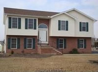 10507 Mapleton Rd, Shippensburg, PA 17257