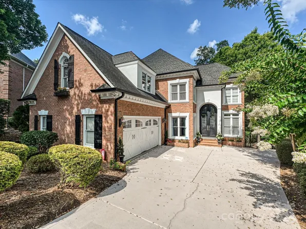 10808 Dobbs Ct, Charlotte, NC 28277