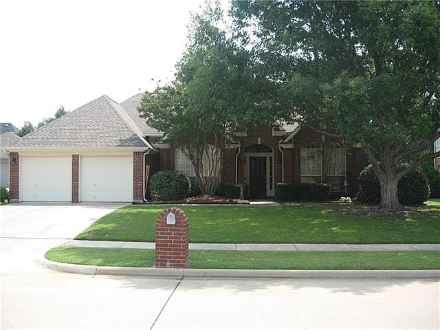 1st image of 3112 Almond Dr