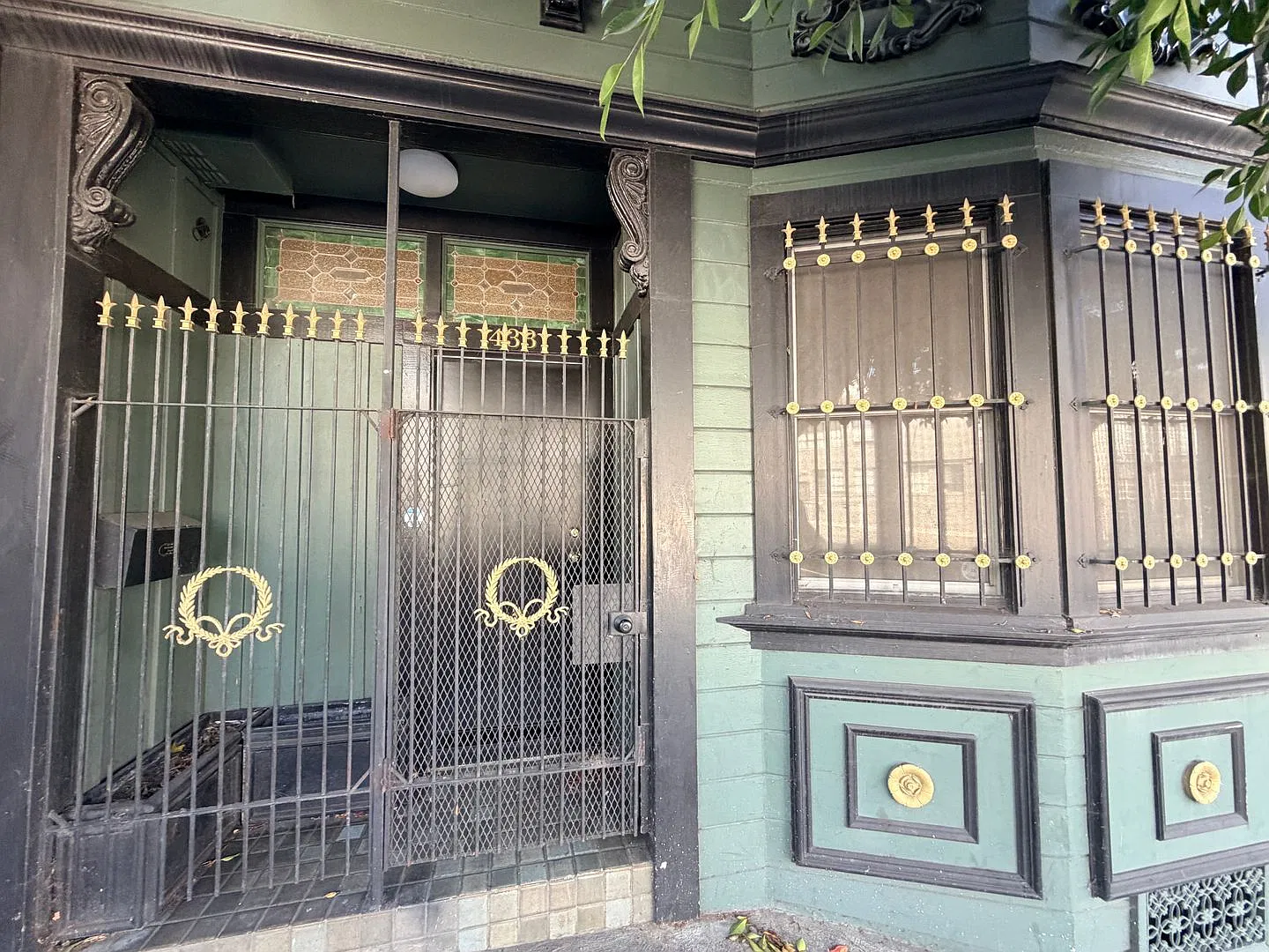Light-Filled 2-Bedroom Loft Home with Private Deck & Garage Parking | South Park — Photo 1