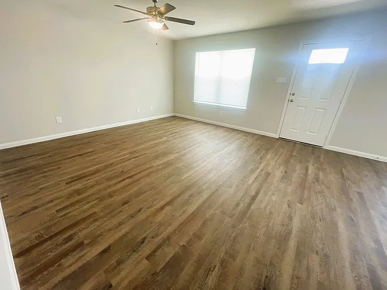 350 County Road 5105 — Photo 17