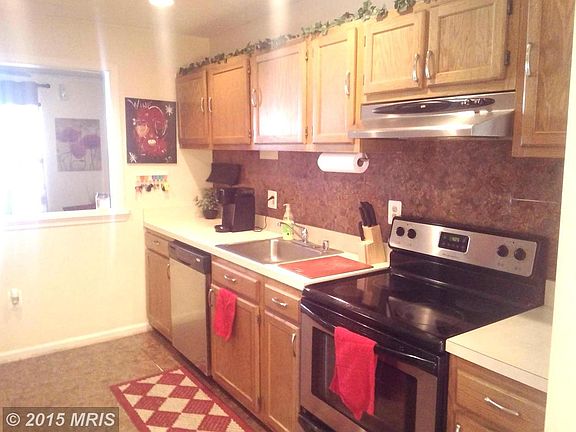 Kitchen with stainless Steel Appliances