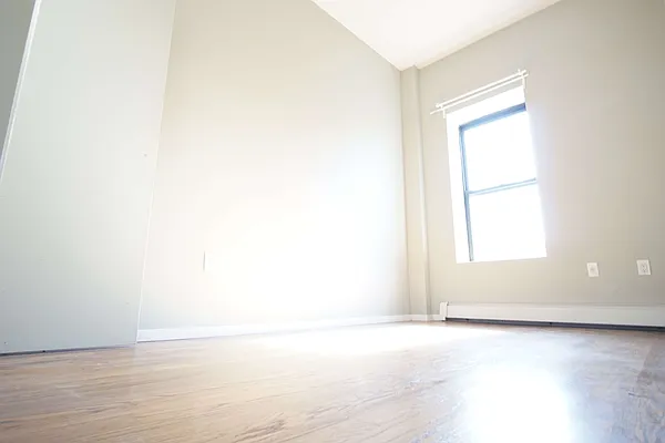 Rented by Lofts and Flats LLC | media 16