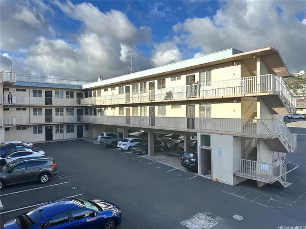 1325 N School St #C323, Honolulu, HI 96817