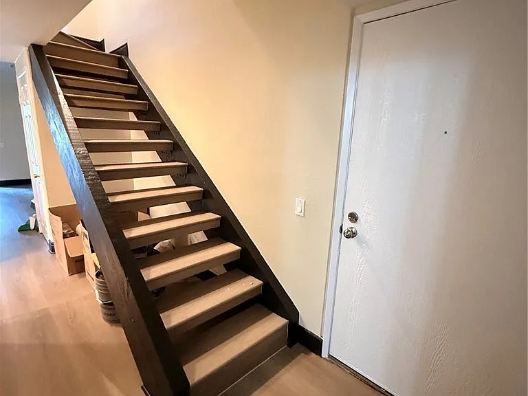 300 S Prospectors Rd — Photo 8