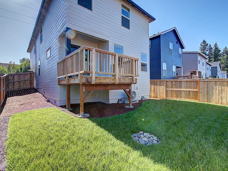 1405 NE 121st Ave — Photo 30