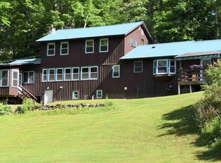 135 Governor Peck Rd, Jericho, VT 05465