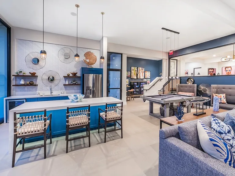 Ocean Club — Photo 18