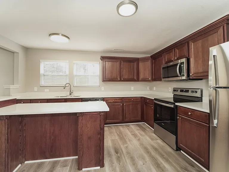 4142 Kellybrook Dr — Photo 9