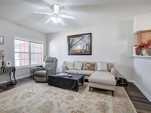 5th image of 150 Old Mill Rd Unit 123