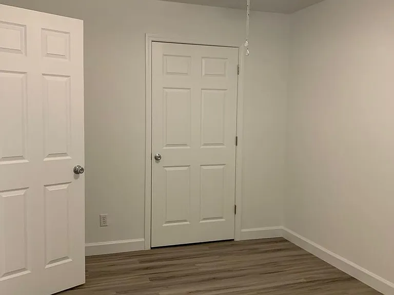 695 Douglas Dr #A — Photo 11