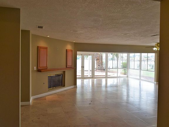 5th image of 13686 Seagull Dr