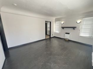 8517 Santa Fe Ave #8521-1/4, Huntington Park, CA 90255