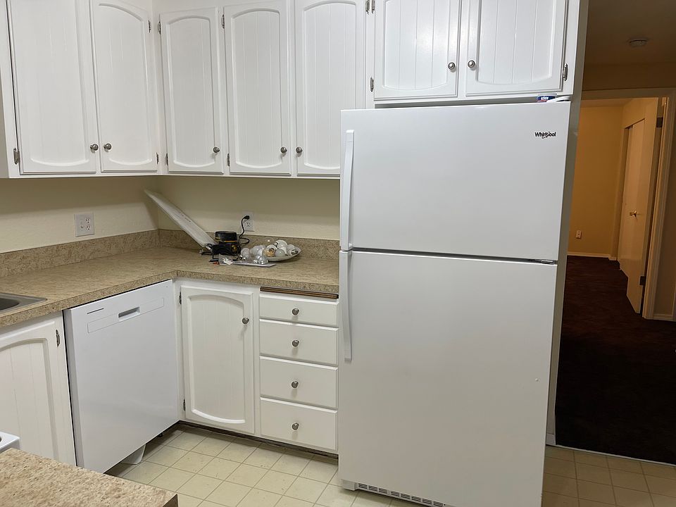1st image of 6932 Rainier Dr APT 1