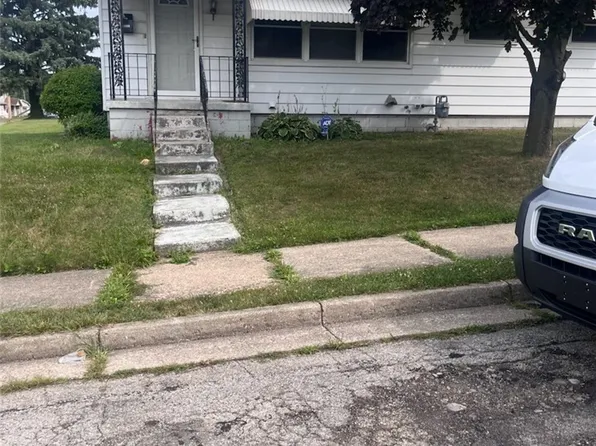 1000 Beacon St, Springfield, OH 45505