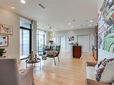 301 NE 4th St APT 10, Oklahoma City, OK, 73104