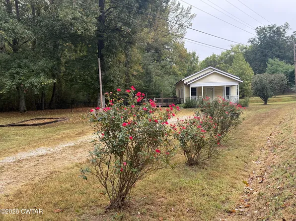 1051 Beacon Rd, Parsons, TN 38363