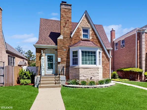 3249 N Newcastle Ave, Chicago, IL 60634