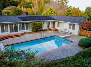 215 Goodhill Rd, Kentfield, CA 94904