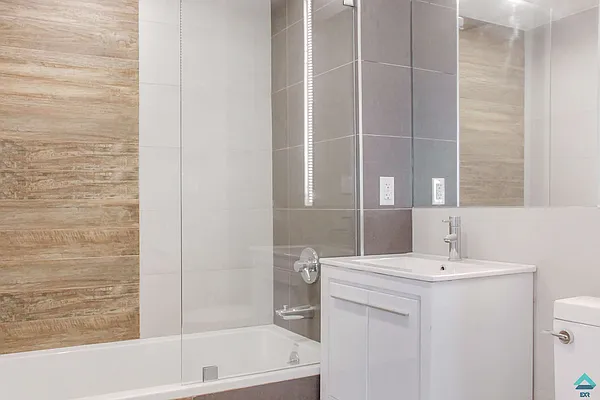 Rented by Evergreen Apartments BK | media 4