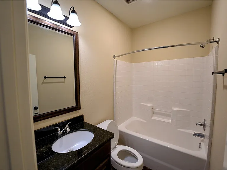 402 Nimitz St #A — Photo 12