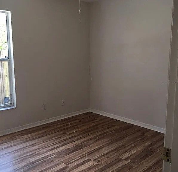 1st image of 1712 Country Terrace Ln