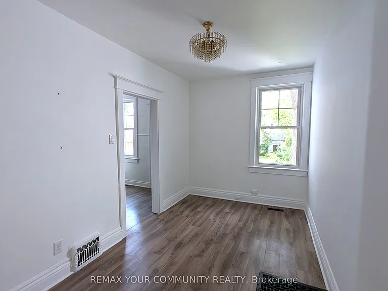 186 Roslin Ave #M4N-1Z6 — Photo 5