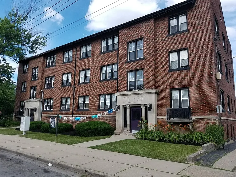 18-26 Lincoln St — Photo 1