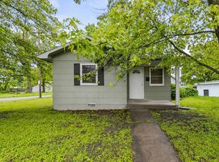 451 S Allen St, Centralia, MO 65240