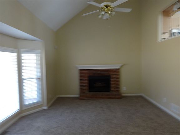 2nd image of 1092 Ashlin Dr
