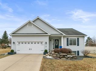 1454 Bellflower Ln, Madison, WI 53719