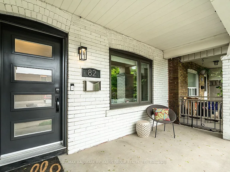 82 Chatham Ave — Photo 2