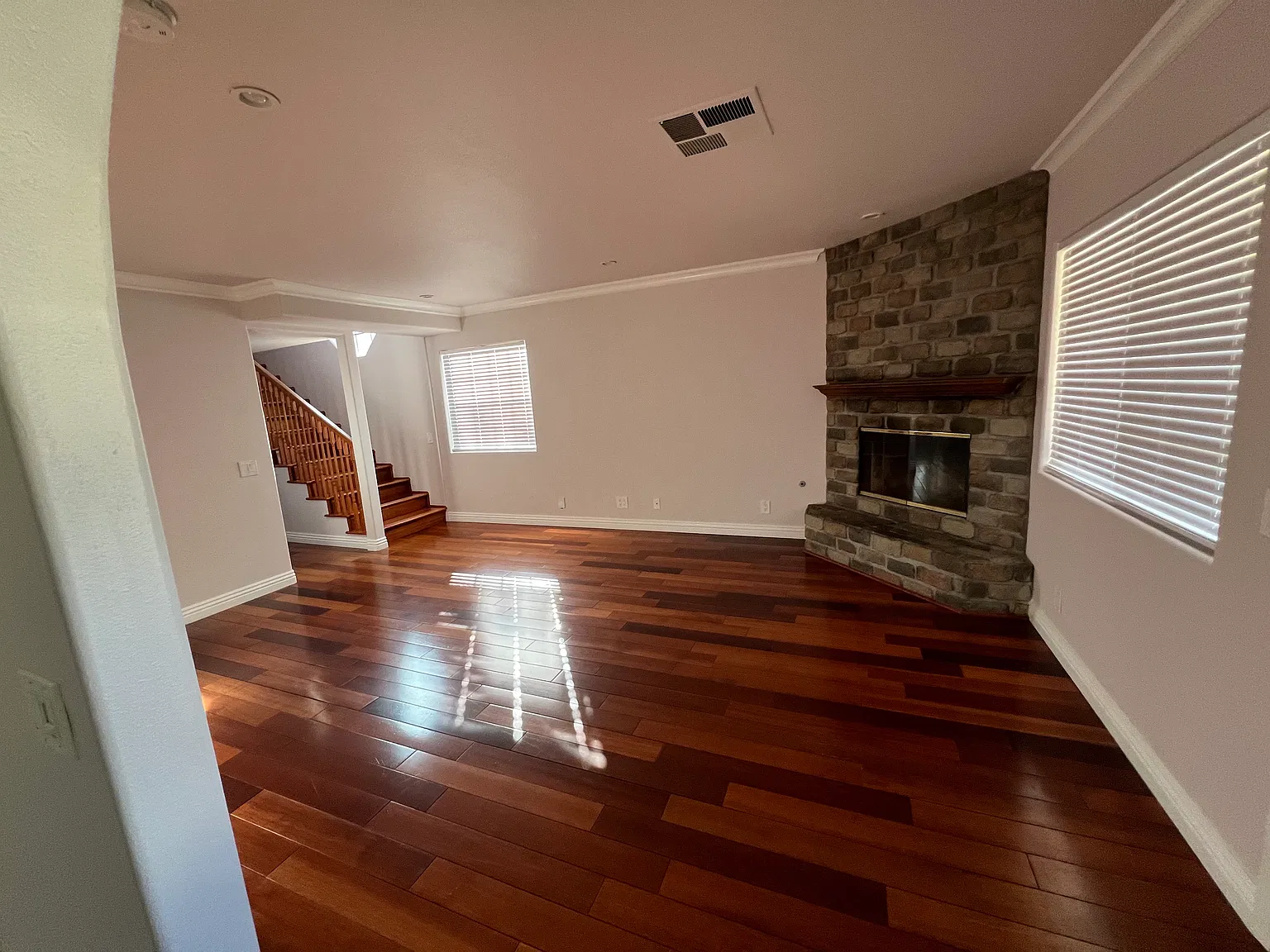4610 Dyer Street — Photo 2