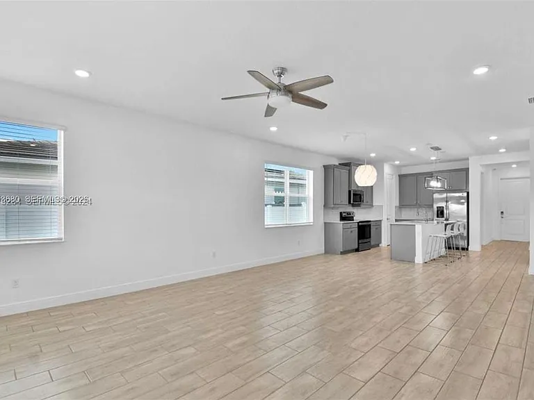 4110 Bonita Way — Photo 8