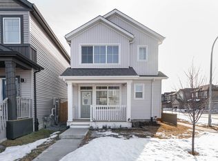 22371 93rd Ave NW, Edmonton, AB