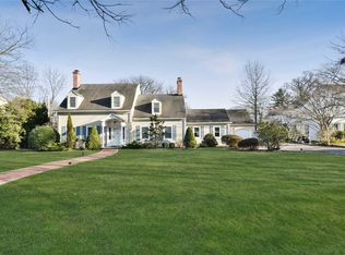 26 Saint Pauls Pl, Hempstead, NY 11550