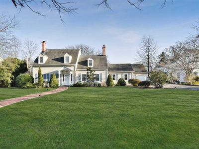 26 Saint Pauls Pl, Hempstead, NY, 11550