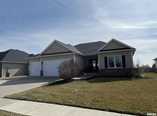 2808 Castlerock Rdg, Springfield, IL 62711