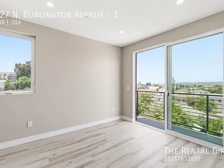 227 N Burlington Ave #1 — Photo 21