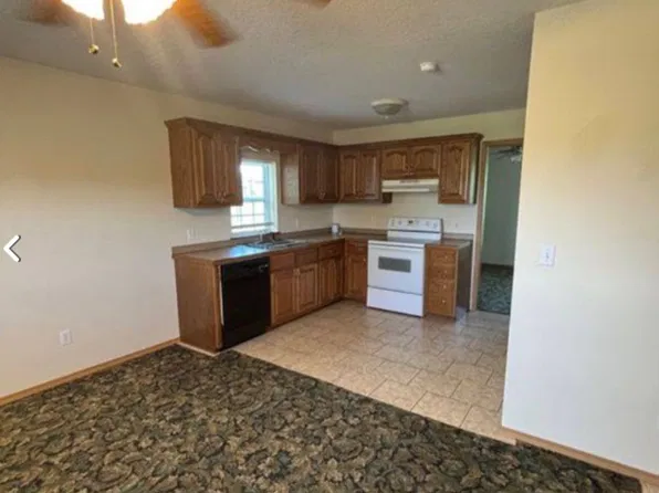 Cleveland Place, 1302-1322 S Cleveland Ct #I, Joplin, MO 64804
