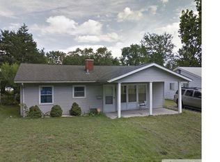 120 Saint Paul Dr, Cahokia, IL