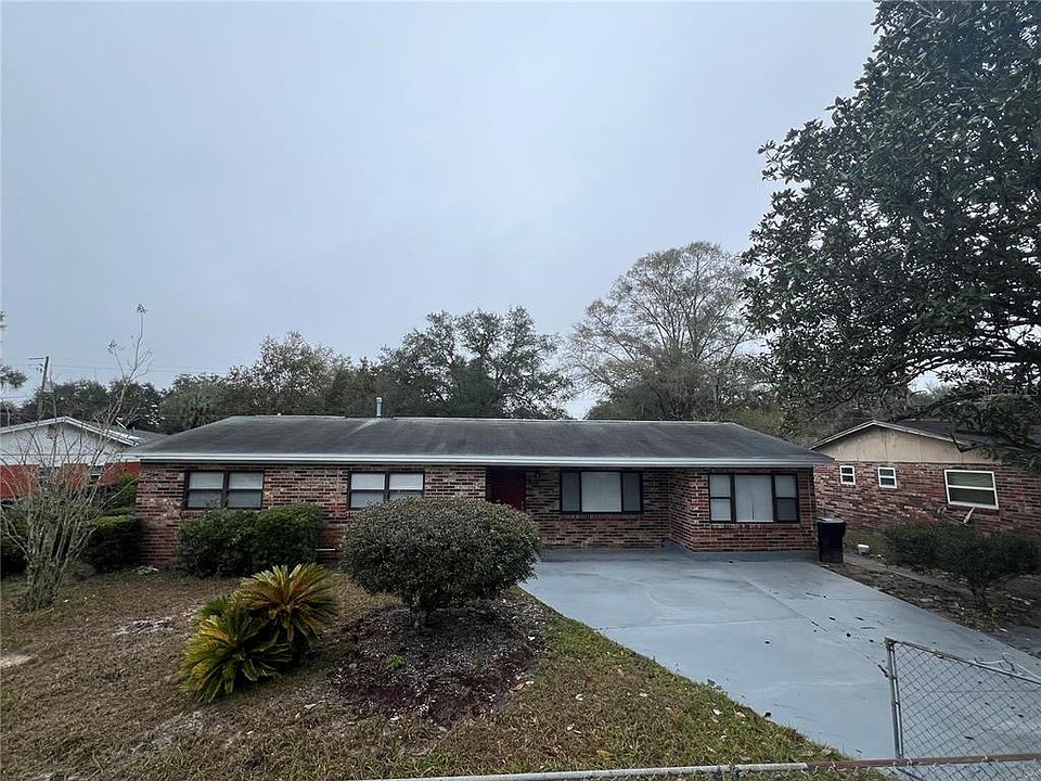 1st image of 922 SE 20th St